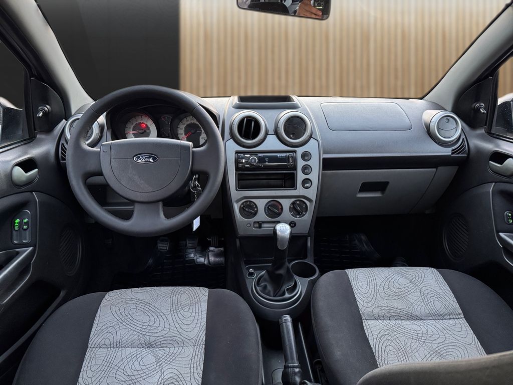 Fiesta Sedan 1.6 (Flex)