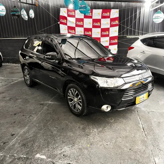 Carro Mitsubishi Outlander 2015 GT 4WD 3.0 V6 (Aut)