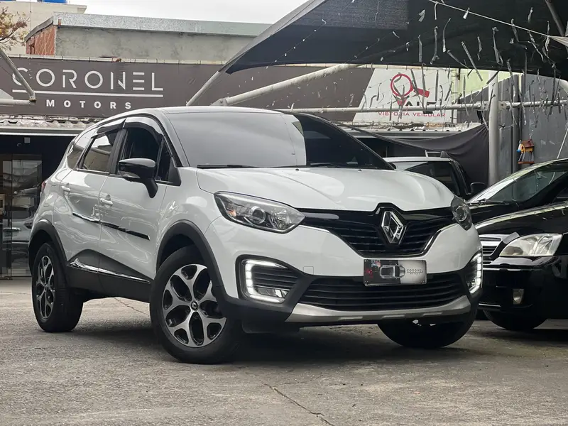 Renault Captur Intense 1.6 16v SCe CVT (Flex)