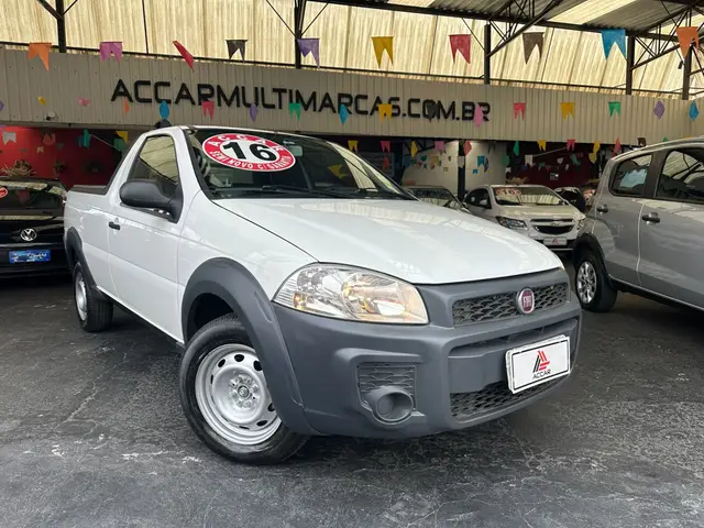 Carro Fiat Strada 2016 Working 1.4 (Flex)