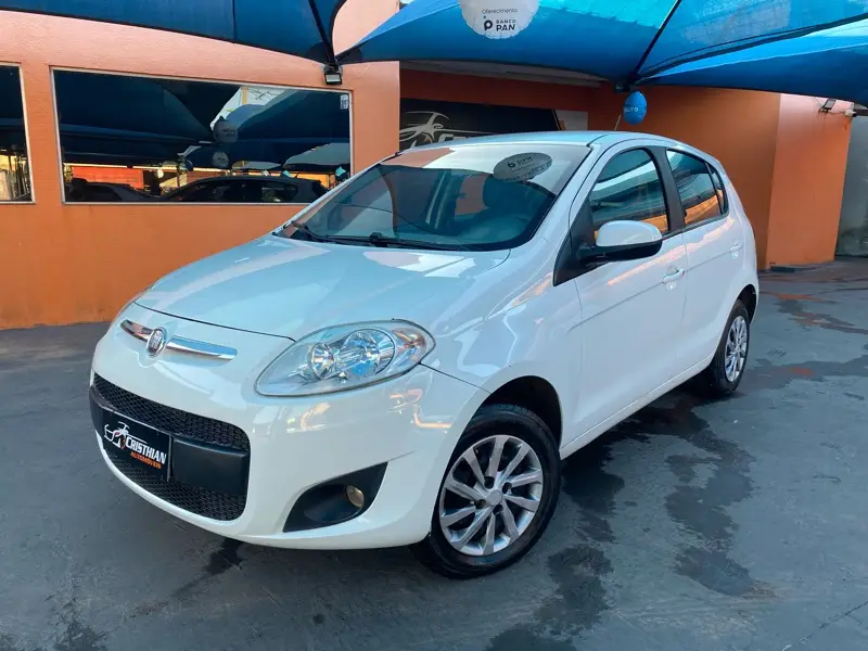 Fiat Palio Attractive 1.0 8V (Flex)