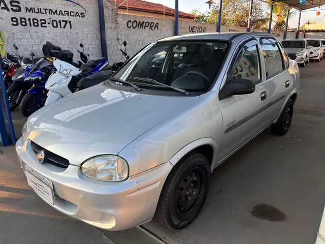 Carro Chevrolet Classic 2008 Corsa Sedan  Life 1.0 VHC (Flex)