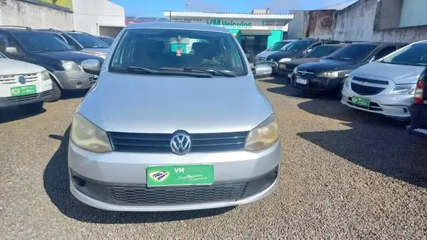 Carro Volkswagen Fox 2010 1.0 8V (Flex) 2p