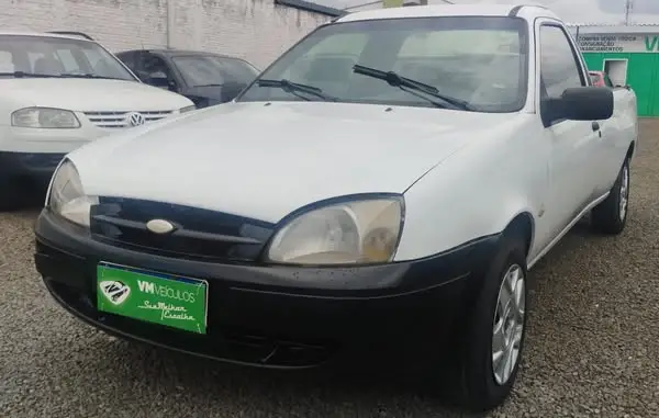 Carro Ford Courier 2011 L 1.6 (Flex)