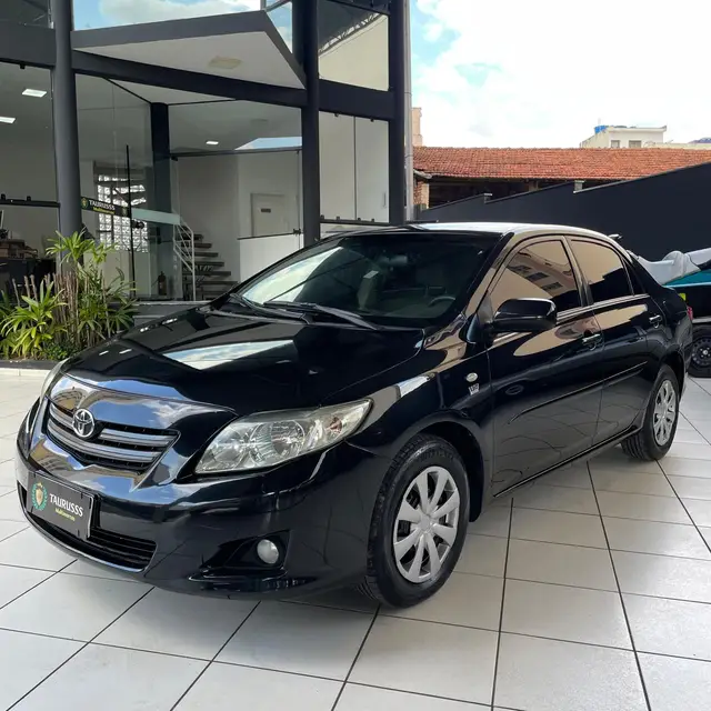 Carro Toyota Corolla 2011 Sedan XLi 1.8 16V (flex)