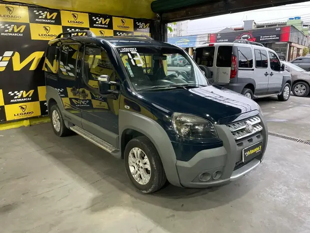 Carro Fiat Doblò 2013 Adventure Xingu 1.8 16V (Flex)
