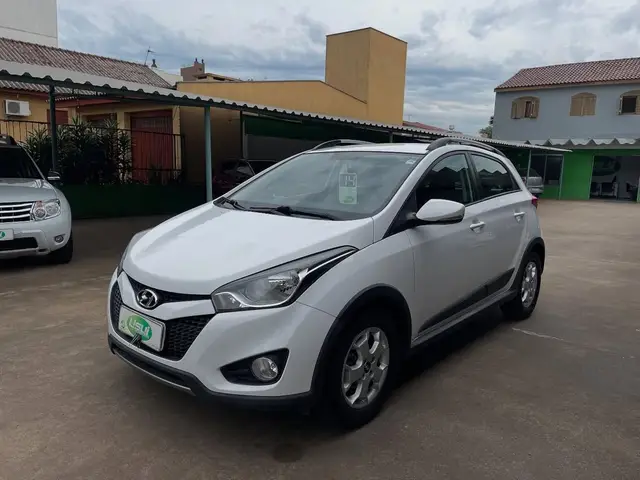 Carro Hyundai HB20X 2014 Style 1.6 (Flex)