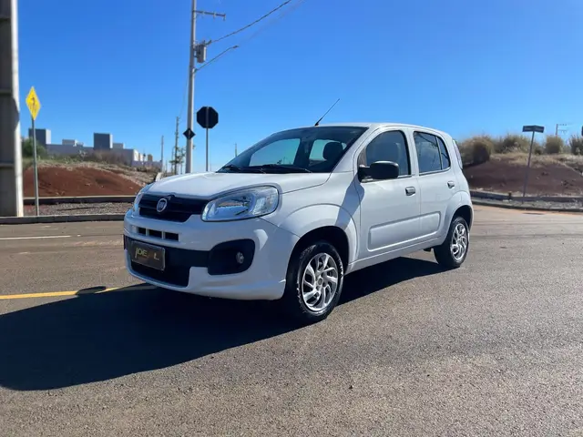 Carro Fiat Uno 2017 Attractive 1.0 (Flex) 4p