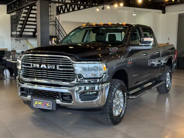 Carro RAM 2500 2024 Laramie 6.7 4X4