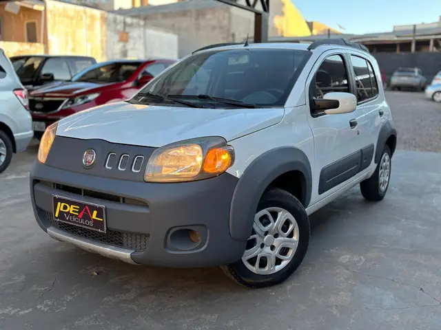 Carro Fiat Uno 2014 Way 1.0 8V (Flex) 4p