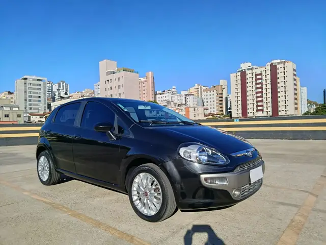 Carro Fiat Punto 2015 Essence 1.6 16V (Flex)