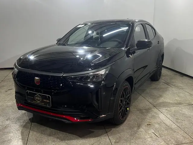 Carro Fiat Fastback 2025 Abarth