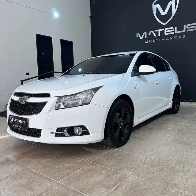 Carro Chevrolet Cruze Sport6 2013 LT 1.8 16V Ecotec (Flex)