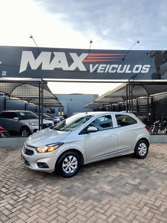 Carro Chevrolet Onix 2019 1.0 LT SPE/4