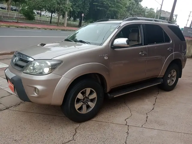 Carro Toyota Hilux SW4 2008 SRV 4x4 3.0 Turbo  (aut)