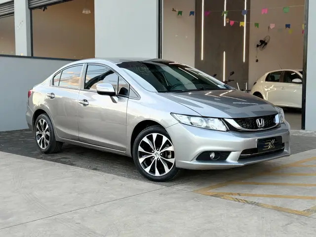 Carro Honda Civic 2015 LXR 2.0 i-VTEC (Aut) (Flex)