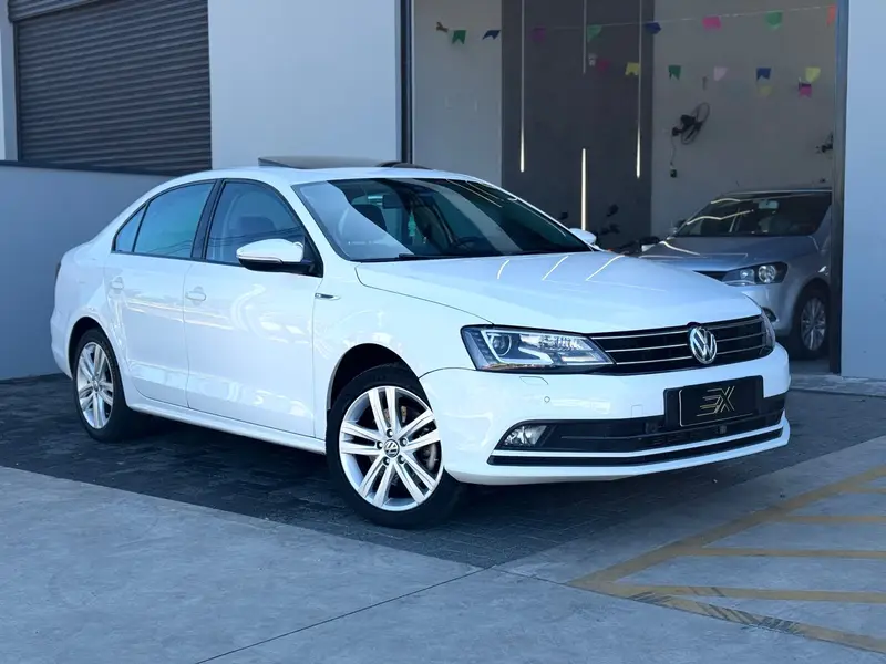 Volkswagen Jetta 2.0 TSI Highline DSG