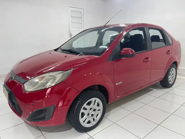 Carro Ford Fiesta Sedan 2013 Sed. 1.6 8V Flex 4p