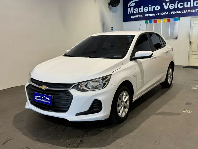 Carro Chevrolet Onix 2023 LT 1.0
