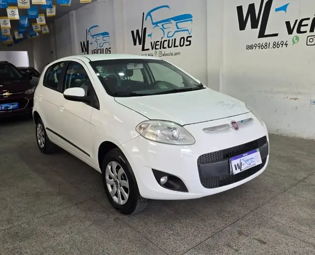 Carro Fiat Palio 2015 Attractive 1.4 Evo (Flex)