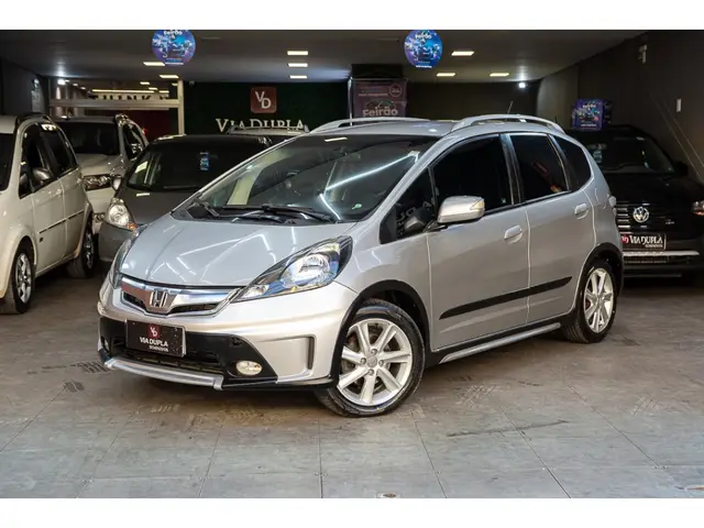 Carro Honda Fit 2013 Twist 1.5 16v (Flex)