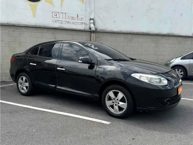 Carro Renault Fluence 2012 2.0 16V Dynamique (Flex)