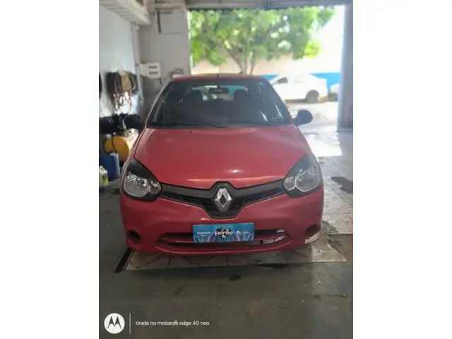 Carro Renault Clio 2014 Expression 1.0 16V (Flex)