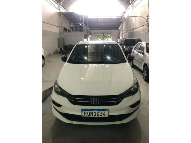 Carro Fiat Cronos 2022 Drive 1.3