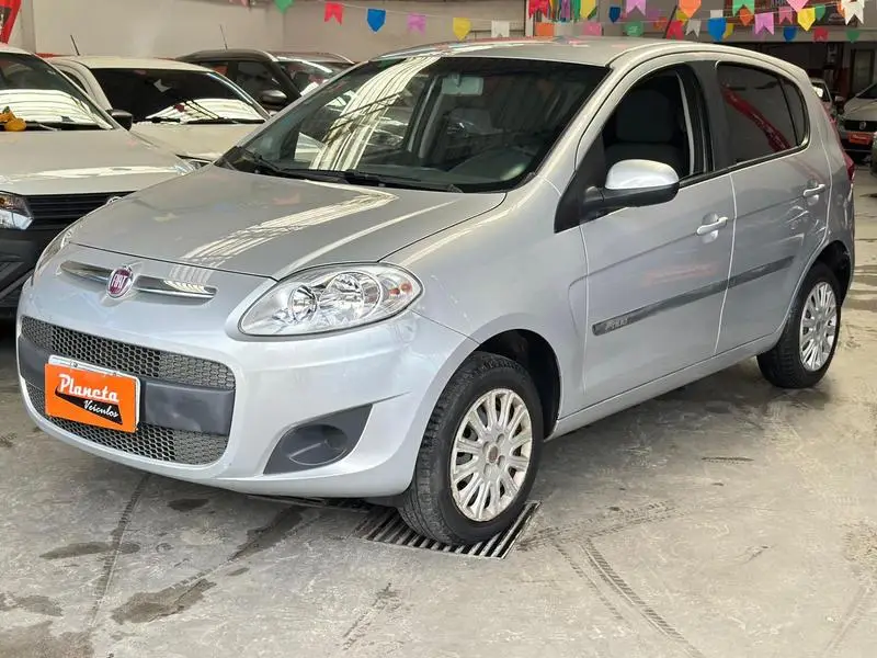 Fiat Palio Attractive 1.0 Evo (Flex)