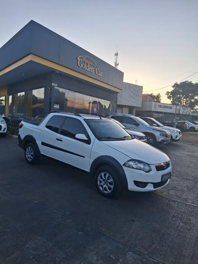 Carro Fiat Strada 2016 Trekking 1.6 16V (Flex) (Cabine Dupla)