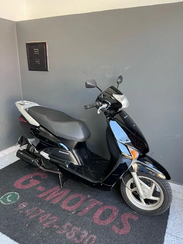 Moto Honda LEAD 2011 110