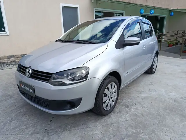 Carro Volkswagen Fox 2014 1.6 VHT (Flex)