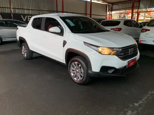 Carro Fiat Strada 2023 Freedom 1.3 CD (Flex)