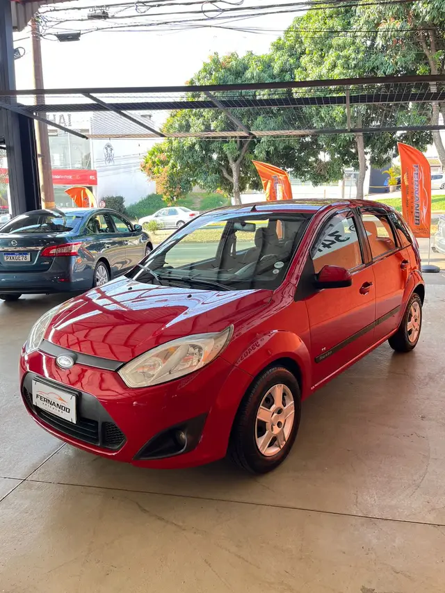 Carro Ford Fiesta Hatch 2014 S Rocam 1.0 (Flex)