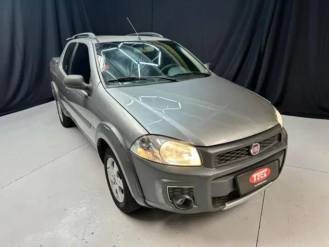 Carro Fiat Strada 2015 Working 1.4 (Flex) (Cabine Dupla)