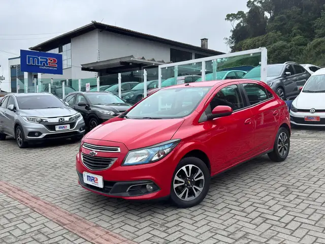Carro Chevrolet Onix 2014 HATCH LTZ 1.4 8V FlexPower 5p Mec.