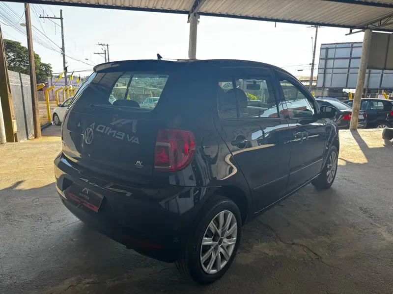 Volkswagen Fox 1.0 8V (Flex) 4p