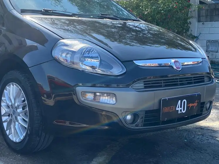 Fiat Punto Essence 1.6 16V (Flex)