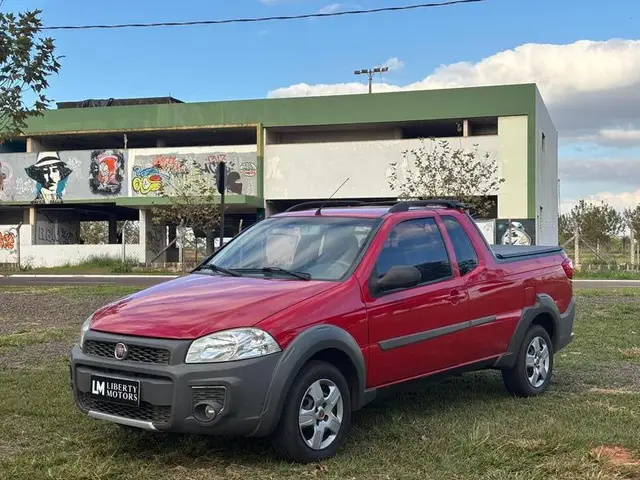 Carro Fiat Strada 2017 Hard Working 1.4 (Flex) (Cabine Estendida)