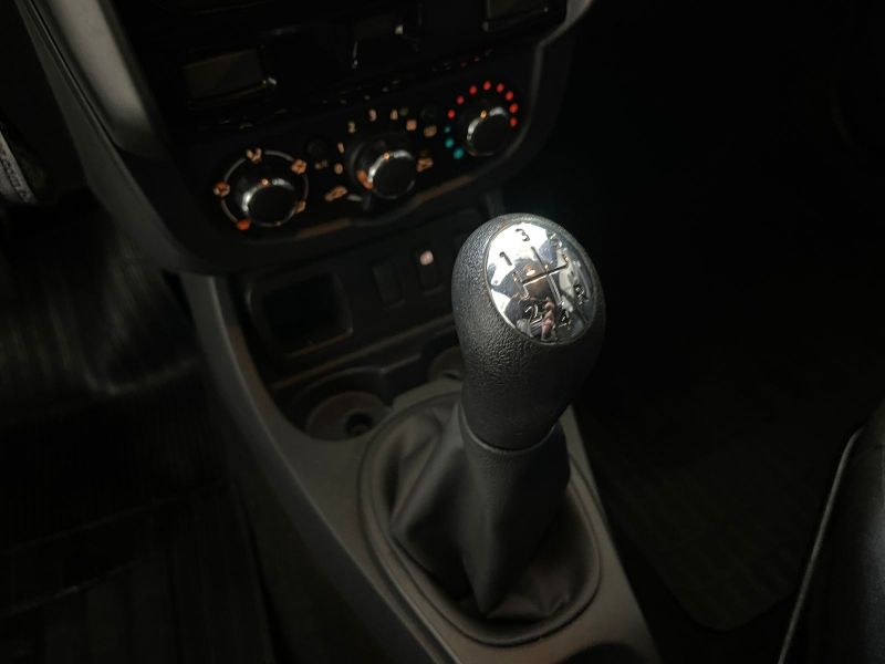 Duster 1.6 16V Expression (Flex)
