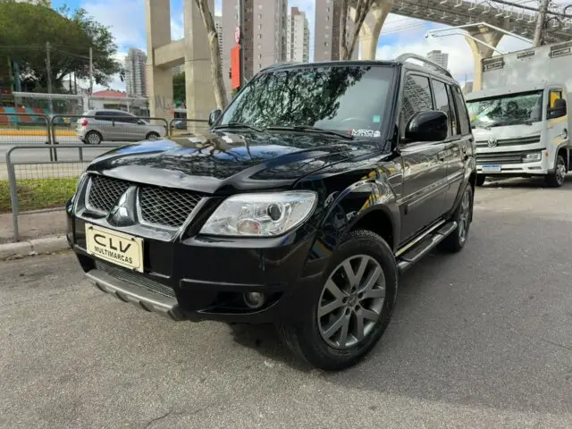 Carro Mitsubishi Pajero TR4 2014 2.0 16V 4x2 (Flex) (Aut)