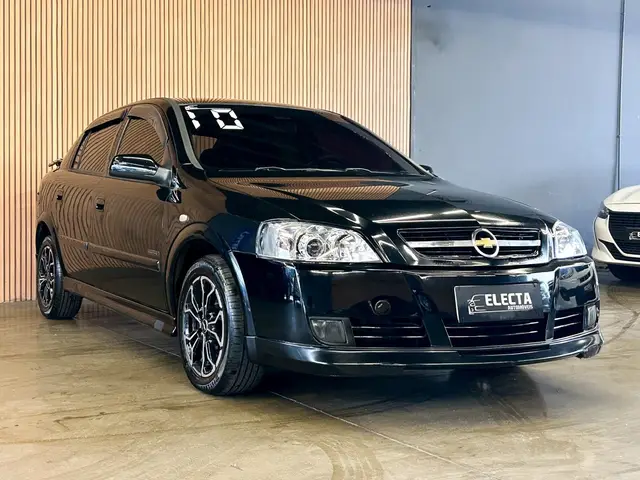 Carro Chevrolet Astra Sedan 2010 Advantage 2.0 (Flex)
