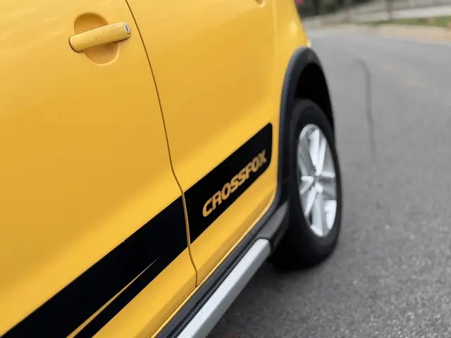 Carro Volkswagen CrossFox 2011 1.6 (Flex)