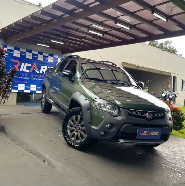 Carro Fiat Strada 2016 Adv.1.8 16V Dualogic Flex CD