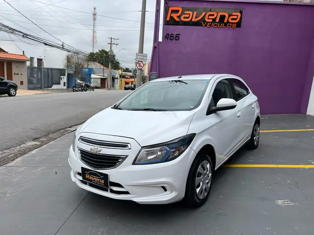 Carro Chevrolet Onix 2015 1.4 LT SPE/4