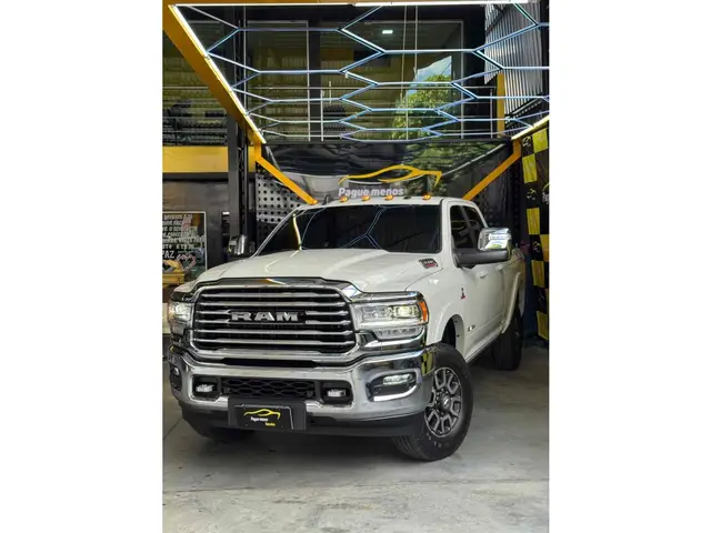 Carro RAM 3500 2024 Limited Longhorn 6.7 4x4