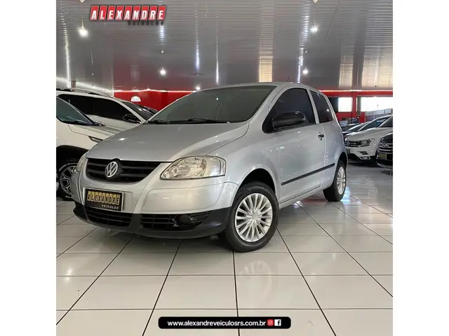 Carro Volkswagen Fox 2009 1.0 8V (Flex)