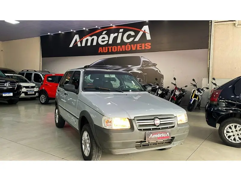 Fiat Uno Economy 1.4 8V (Flex) 4P