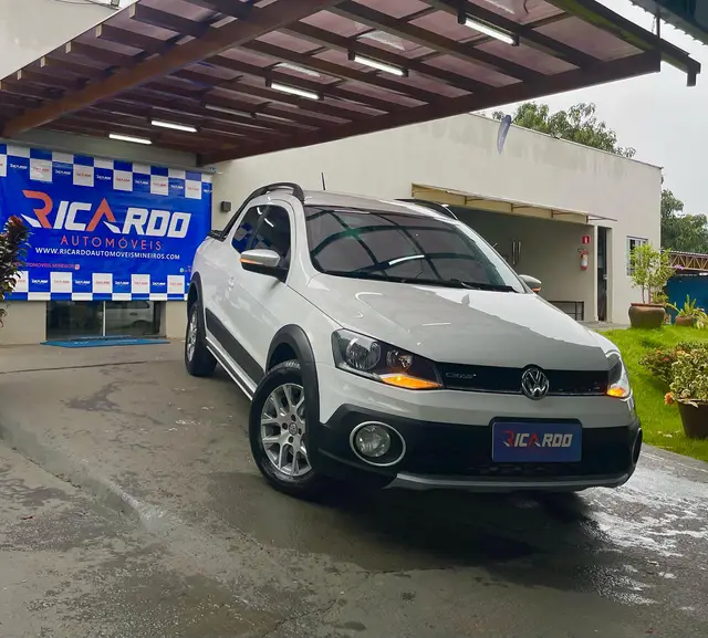 Carro Volkswagen Saveiro 2016 Cross 1.6 16v MSI CD (Flex)