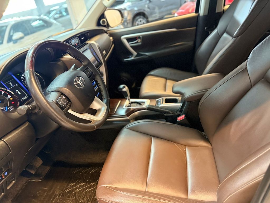 SW4 2.8 TDI SRX 5L 4x4 (Aut)